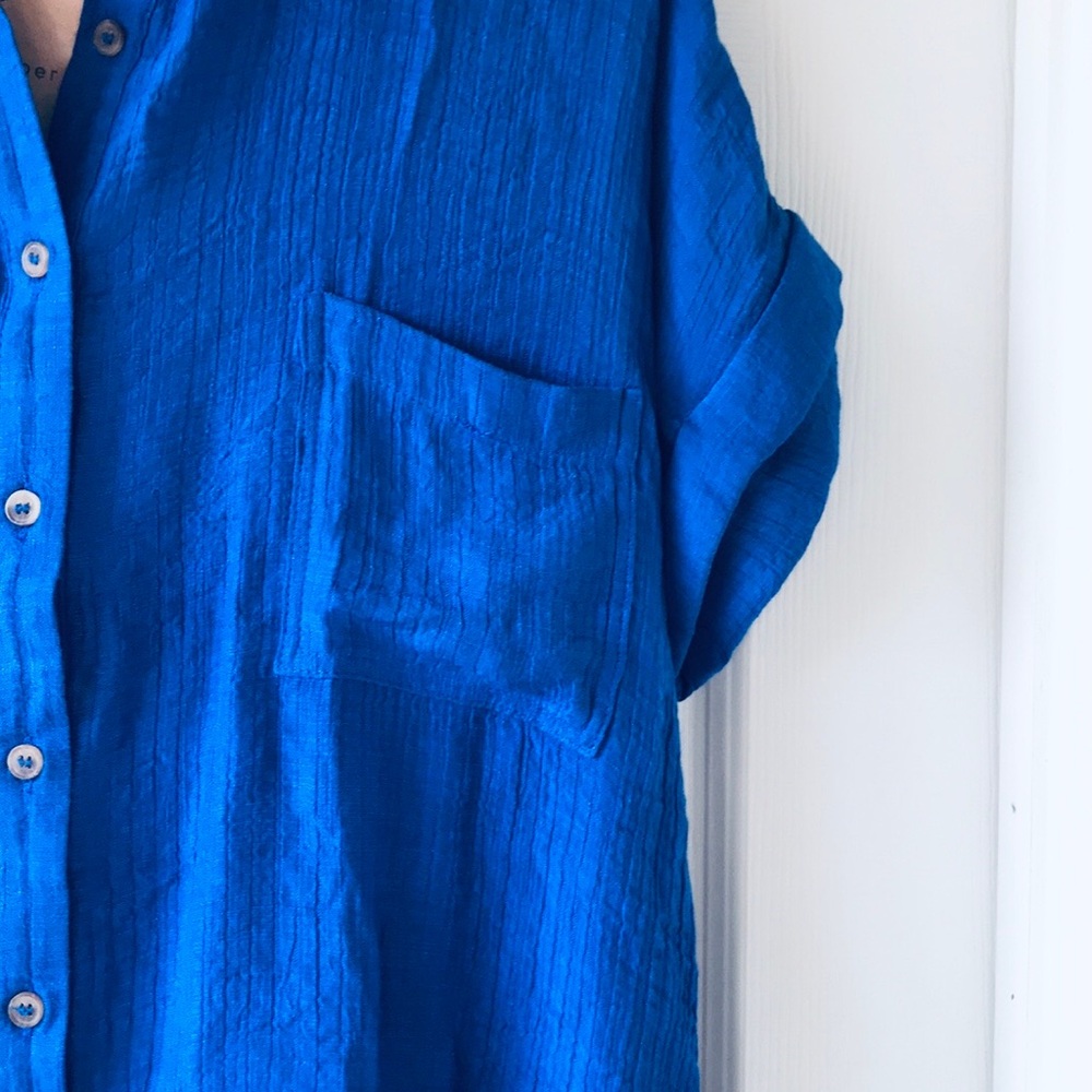 Solid Fold Sleeves Button Down In Royal Blue - Picture 6 of 9